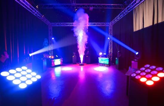 Chauvet-JTSE-1.jpg
